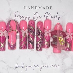 Handmade Pink Press On Nails